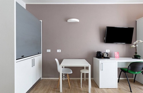 Historic Center Apartment | Cineteca Grey Studio I by Wonderful Italy