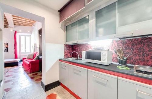 Roman Ghetto House | Cinque Scole Apartment