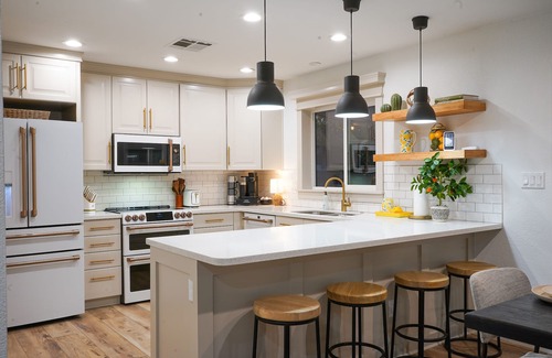 Mesa House | Citrus Grove: Embrace Luxury & Leisure in Your Private Arizona Escape