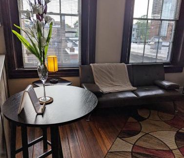 City Center Apartment | City Center Crib