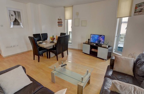 Larnaca City Centre Apartment | City Center Pool view Apartment