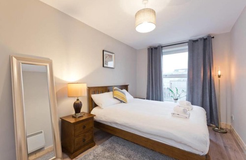 The Liberties Apartment | City Centre Apt 10-min walk to Temple Bar Sleeps 4