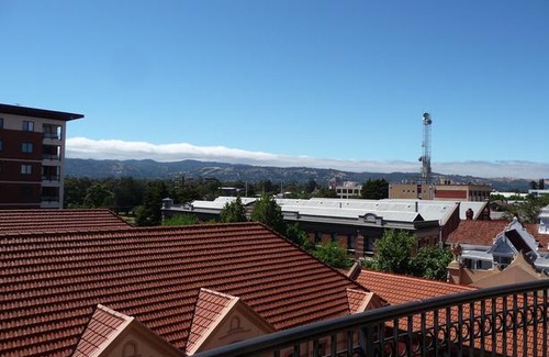 Adelaide Central Business District Apartment | City Escape 3BD in Adelaides East End 5