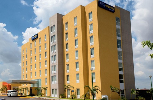 Los Mochis Hotel | City Express Los Mochis