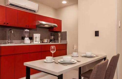 El Tezal Hotel | City Express Plus by Marriott Cabo San Lucas