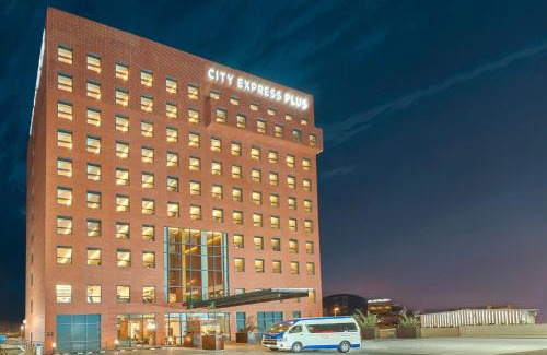 Tijuana Hotel | City Express Plus by Marriott Tijuana