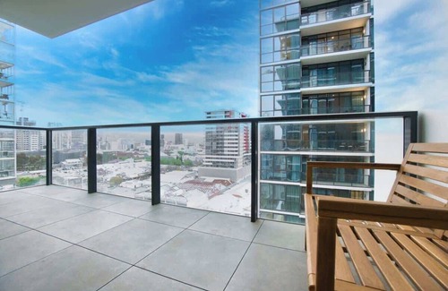 Adelaide Central Business District Apartment | City Serenity: 2BR Apt with Pool, Gym, Steam&Sauna