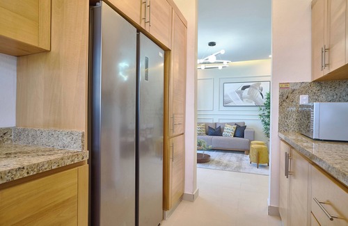 Ensanche Quisqueya Apartment | City Sophistication Elegant 2BR TopnLocation