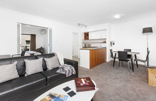 Perth Central Business District Apartment | City View 1BR Gem on Mounts Bay Road