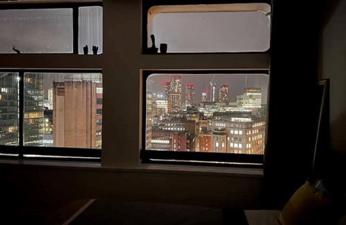 Manchester City Centre Apartment | City view 2 bed flat in the heart of Manchester.