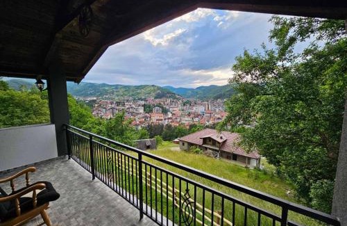 Bijelo Polje House | City View House