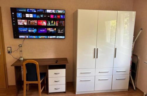 Waldau Apartment | CityLoft Kassel 3 - Zentrale Unterkunft für Gruppen bis 6 Personen - Balkon - Netflix - Parkplatz