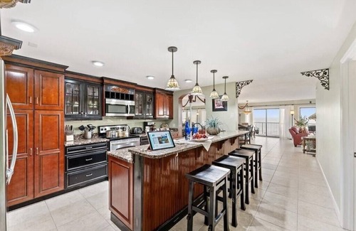 Cocoa Beach Condo | CK our super low rates for the fall in this 3 bedroom 2 bath direct ocean front