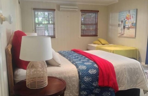 Greenslopes Apartment | Clancy's - Greenslopesl Accomodation