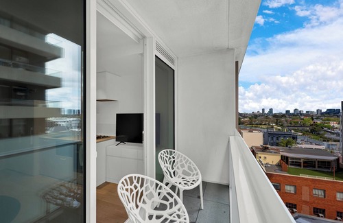 South Yarra Apartment | Claremont Suite 1008