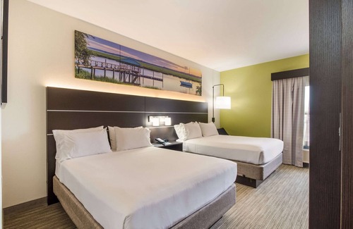 New Bern Hotel | Clarion Pointe New Bern
