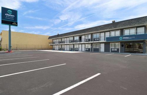 Ridgecrest Hotel | Clarion Pointe Ridgecrest near China Lake Naval Station