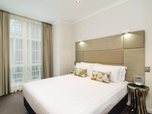 Melbourne Central Business District Hotel | Clarion Suites Gateway