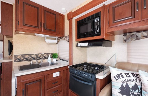 Amarillo House | Class C RV. Sleeps 11. Extra Amenities Provided.