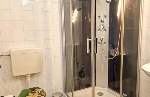Favoriten Apartment | Classic apartment 5 minutes from the main train station