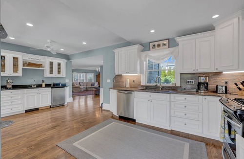 Mantoloking House | Classic Mantoloking East Avenue Beach Home