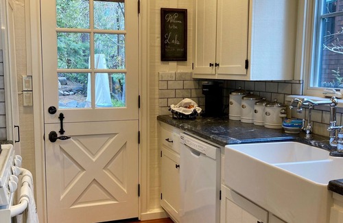 Tahoe Vista House | Classic Old Tahoe Lakefront Home With Pier And Buoy. Lake Views From All Rooms!