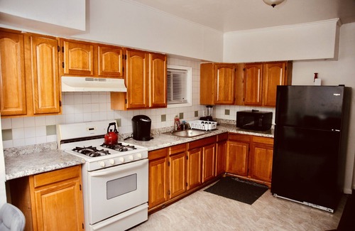 Newark House | Classy and peaceful home for your family and friends