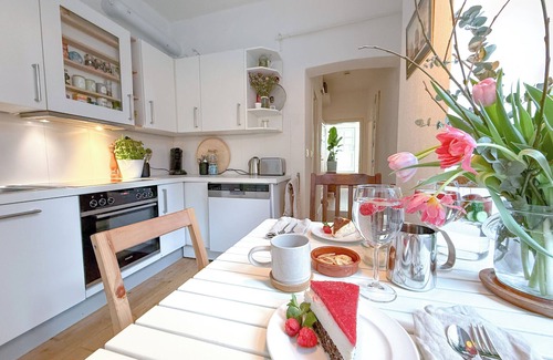 Ottensen Apartment | Classy & cozy apartment in the best neighbourhood - family-friendly and central