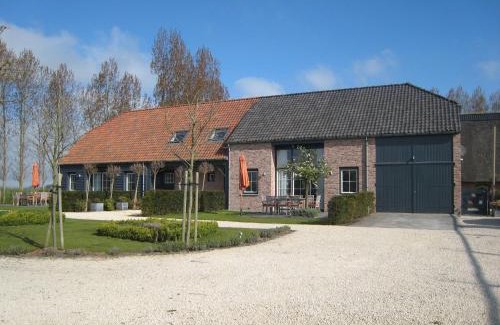 Zuidzande House | Classy Holiday Home in Zuidzande with Sauna