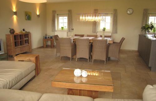 Zuidzande House | Classy Holiday Home in Zuidzande with Sauna