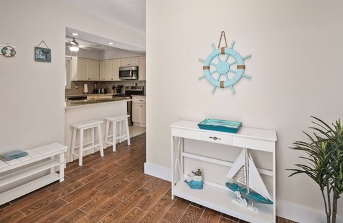 Marco Island House | Classy Island Style Home-Tropical Delight