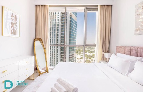 Bur Dubai Apartment | Classy One Bedroom Apartment in Downtown