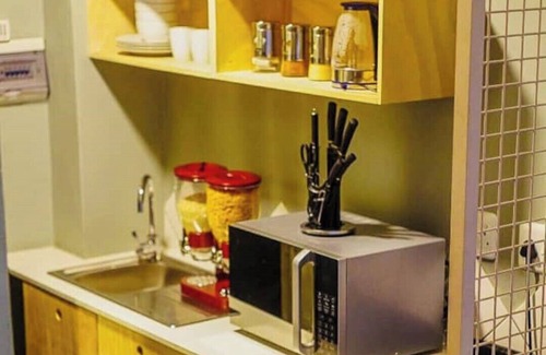 Greater Johannesburg Metropolitan Area Apartment | Classy Studio Apartment in Maboneng