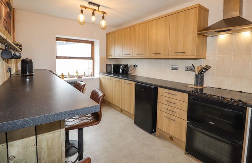 Haverfordwest House | CLAWDDCAM, pet friendly, character holiday cottage in Mathry