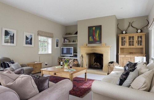 Lower Oddington House | Claytons Cottage