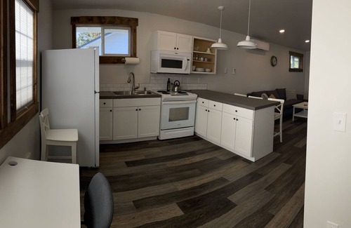 Boyd Acres House | Clean, affordable apartment in Bend