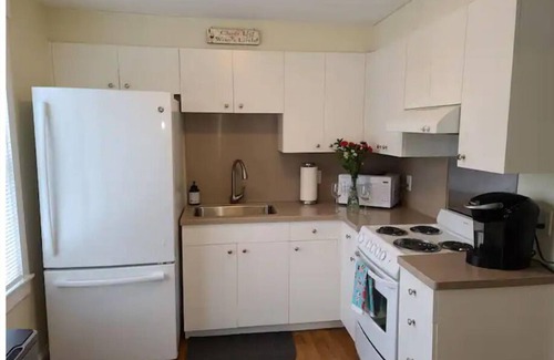 Mount Kisco Apartment | Clean, Comfy & Convenient 1 Bed Apt in the Village