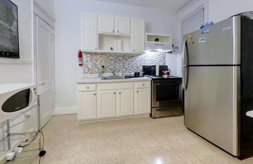 Yeadon Apartment | Clean1-bedroom apartment in Philadelphia with AC, WiFi