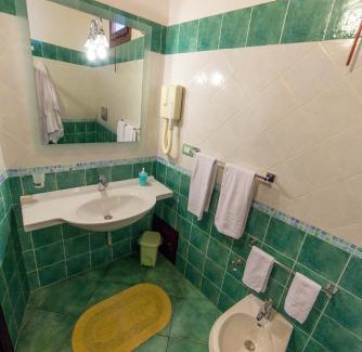 Ustica House | Clelia Case Centro Storico