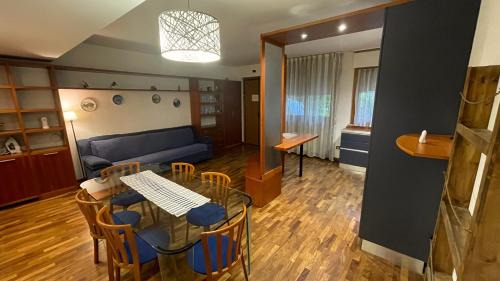 Ancona Apartment | Cleo Limone