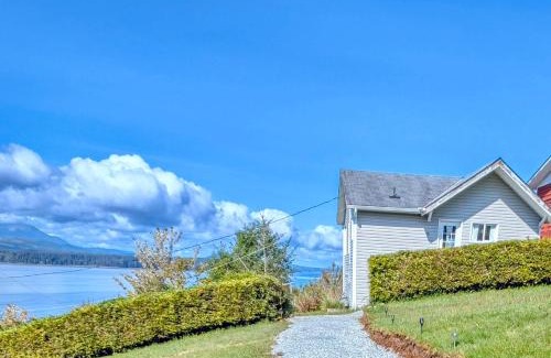 Alert Bay House | Cliff Haven on the Bay