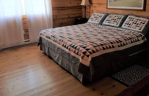 DeSable Cottage | Cliff-Top Cottage on the Ocean!