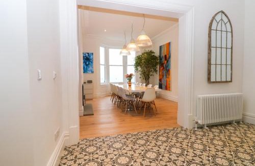 St Leonards-On-Sea House | Cliffhanger