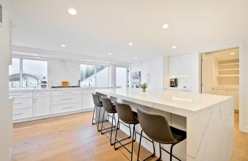 La Jolla Shores House | Cliffside Haven Where Ocean Meets Sky