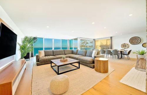 La Jolla Shores House | Cliffside Haven Where Ocean Meets Sky