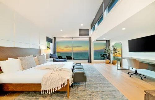 La Jolla Shores House | Cliffside Haven Where Ocean Meets Sky