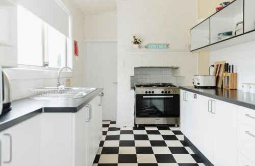 Portsea House | Clifftop Cottage at The Portsea Camp