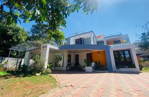 Varkala Hotel | Clifftop