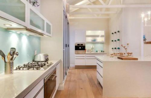 Clifton Ski Chalet | Clifton 4th Villa