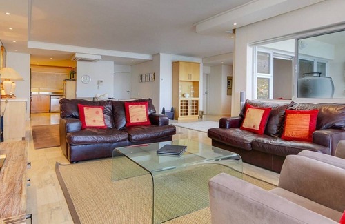 Clifton Apartment | Clifton Penthouse with Uninterrupted Sea Views